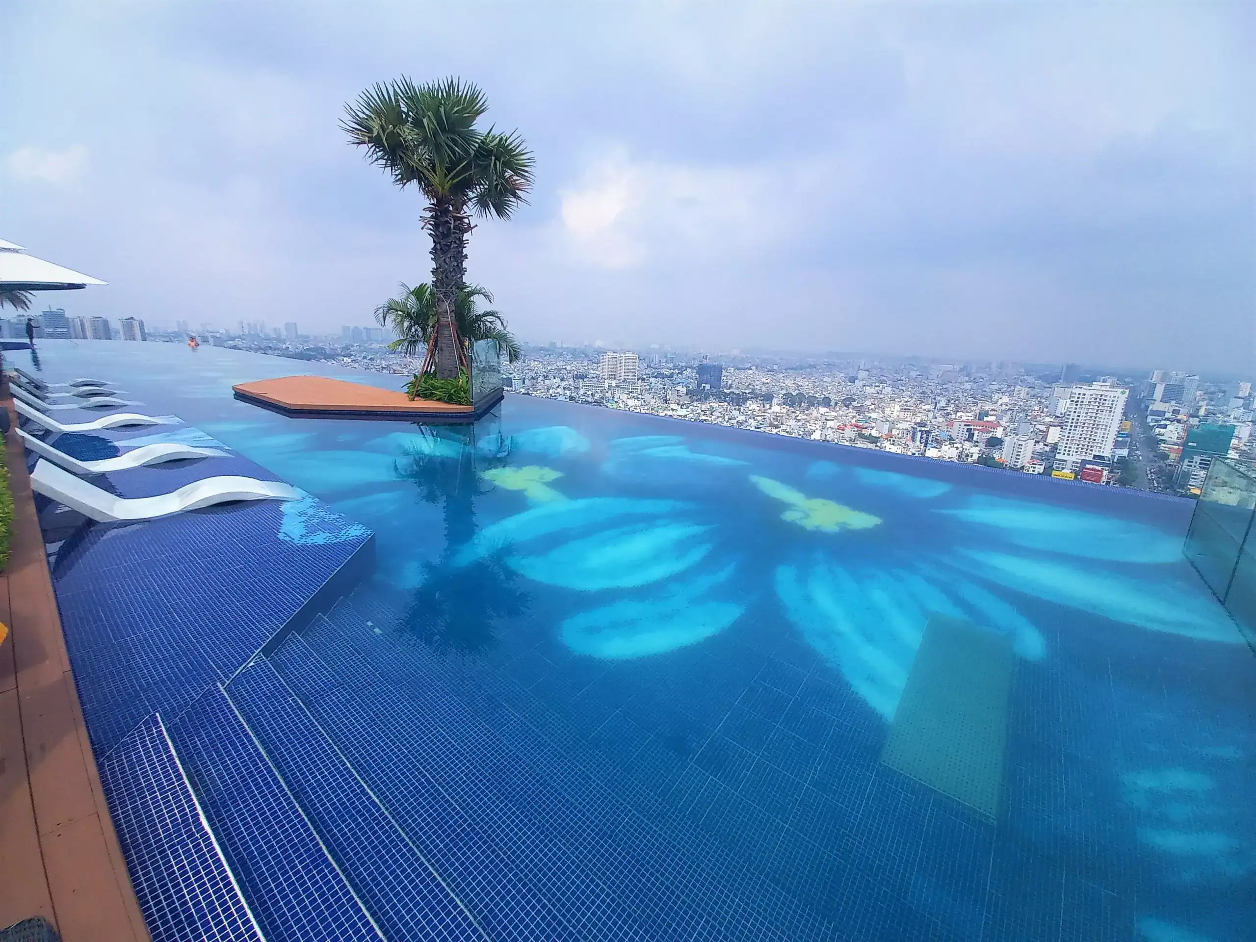 PBXact Brings Luxury-Level Connectivity to La Vela Saigon Hotel